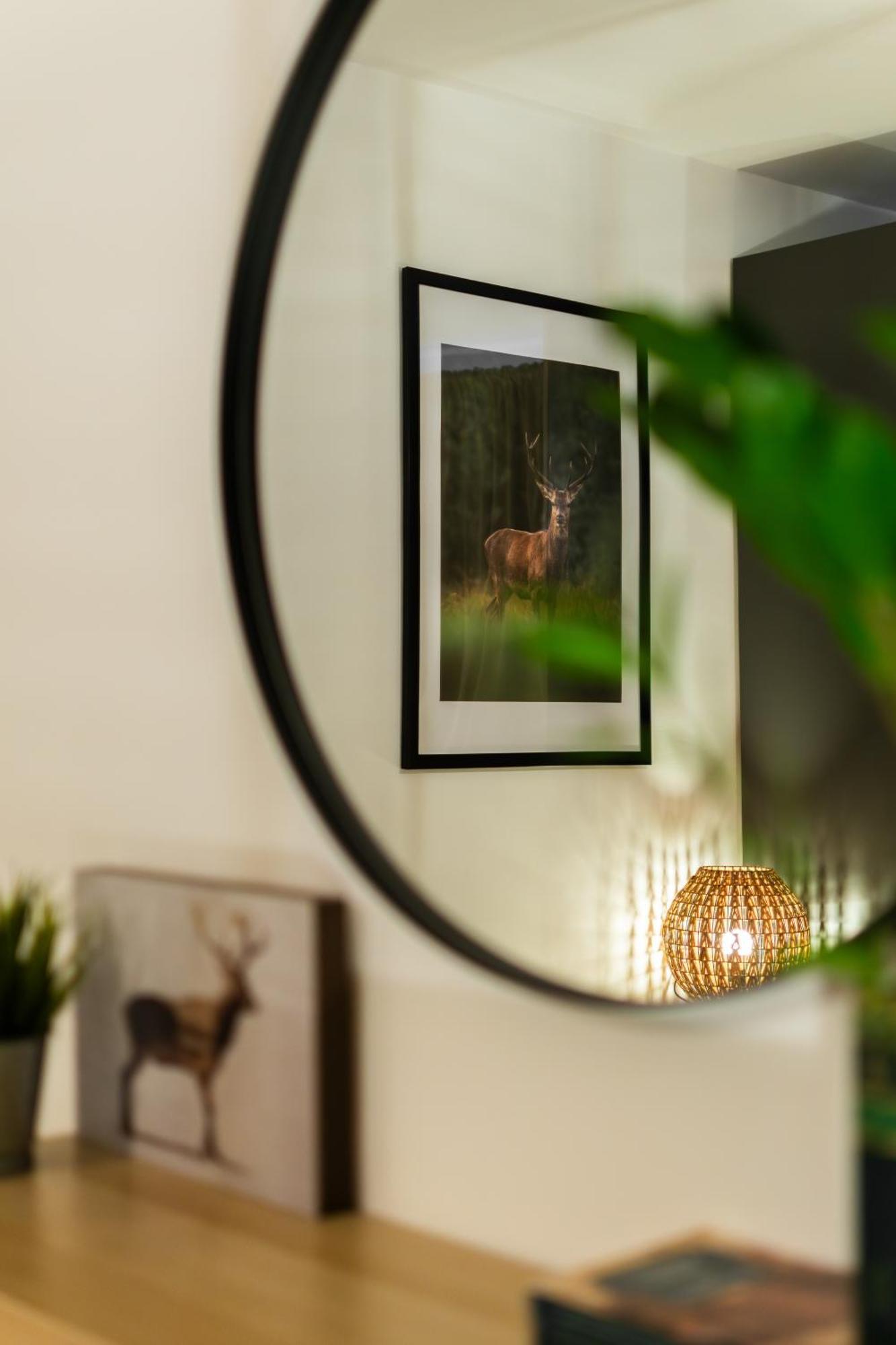 The Cozy Deer Apartment Sinaia Esterno foto